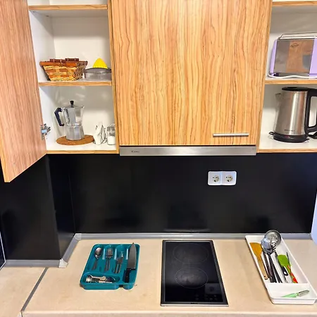 Mladost Near Metro Mladost 3 & Airport Apartament