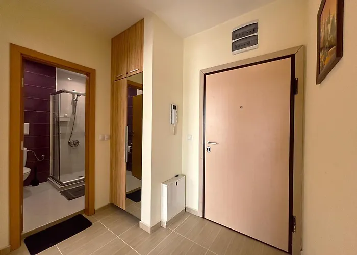 شقة Mladost Near Metro Mladost 3 & Airport *