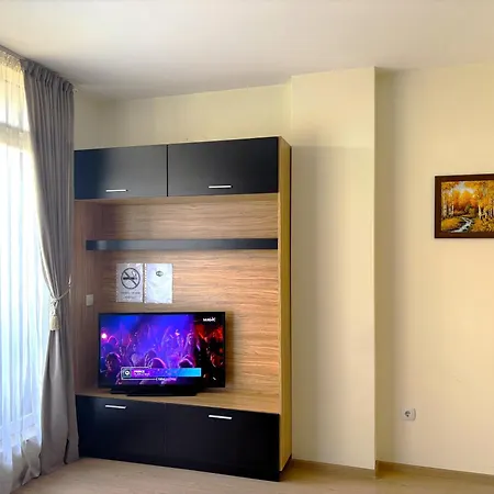 Mladost Near Metro Mladost 3 & Airport Appartamento