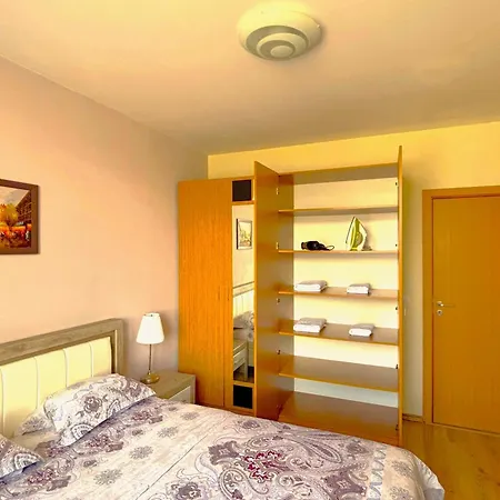 Mladost Near Metro Mladost 3 & Airport Szófia