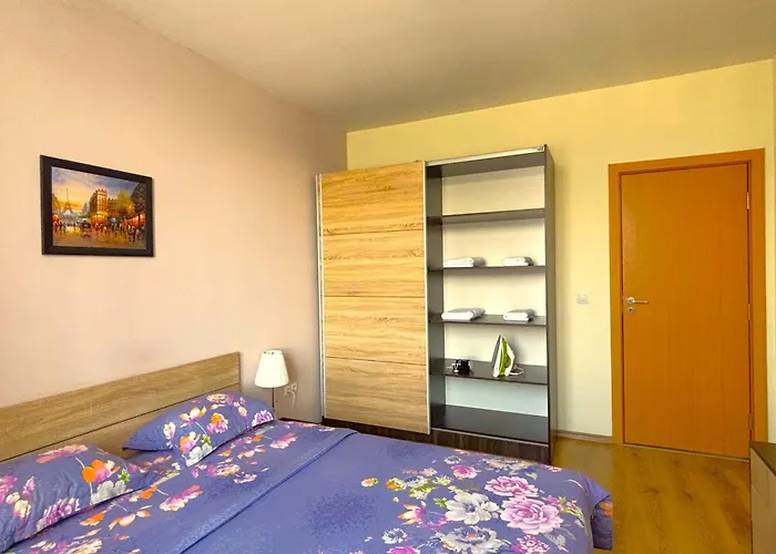 Διαμέρισμα Mladost Near Metro Mladost 3 & Airport