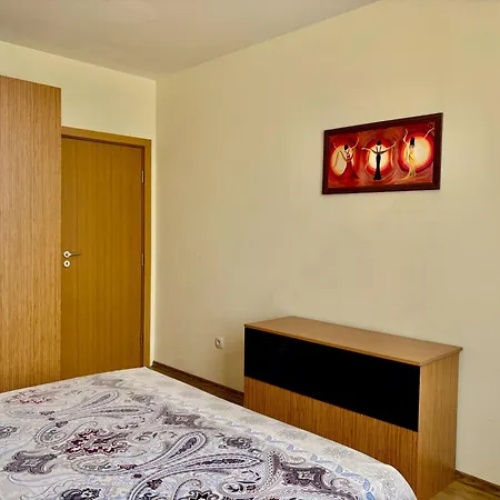 Mladost Near Metro Mladost 3 & Airport 公寓