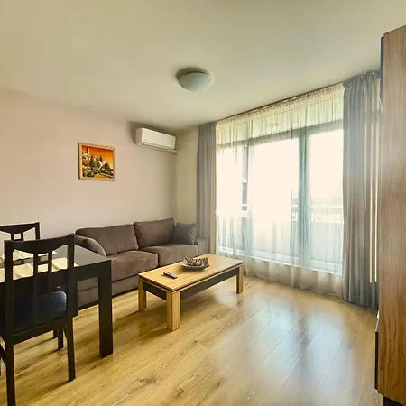 公寓 Mladost Near Metro Mladost 3 & Airport 索菲亞